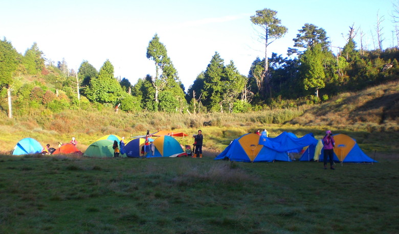 中央山脈—加羅湖走三回，宜蘭大同鄉；四季林道-加羅山