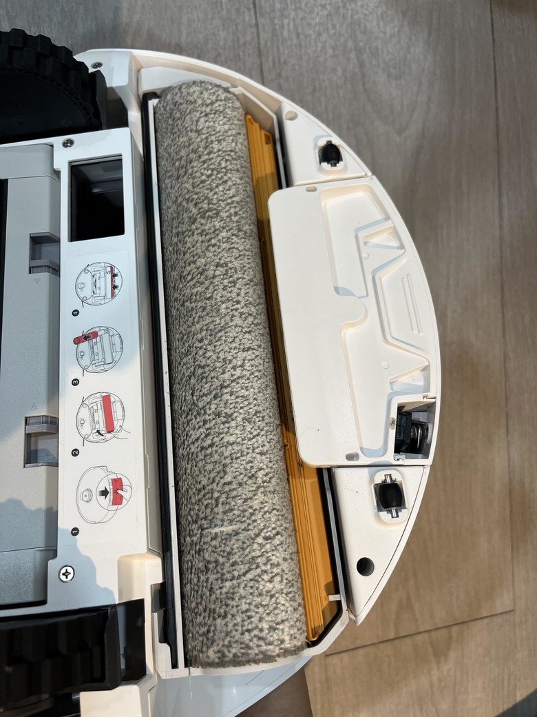 等到差點買別家的石頭活水滾筒掃地機:搖滾巨星Qrevo Curv 2 Flow