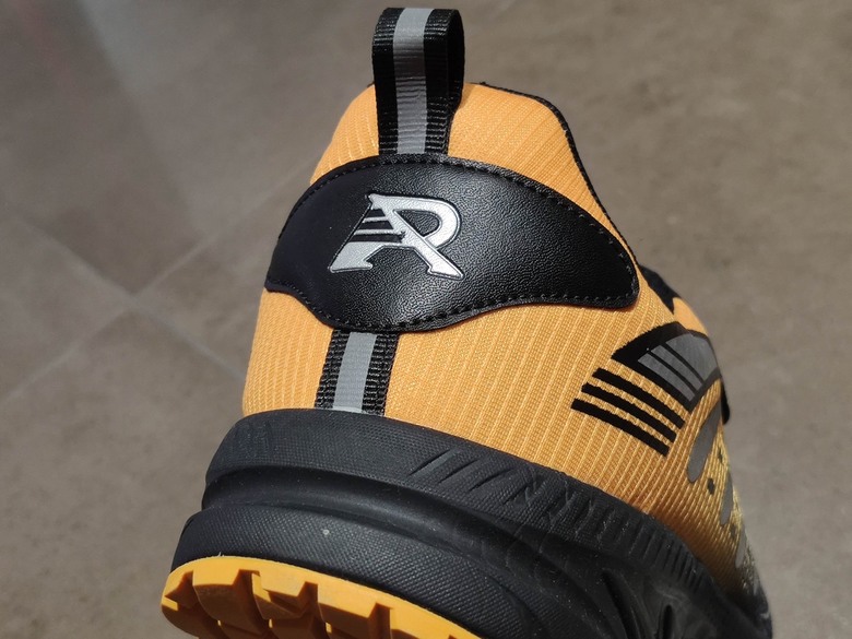 專屬男性工作鞋開箱-【Road Easy】評價佳的防護工作鞋實穿分享，穿上它隨時守護您的雙腳～