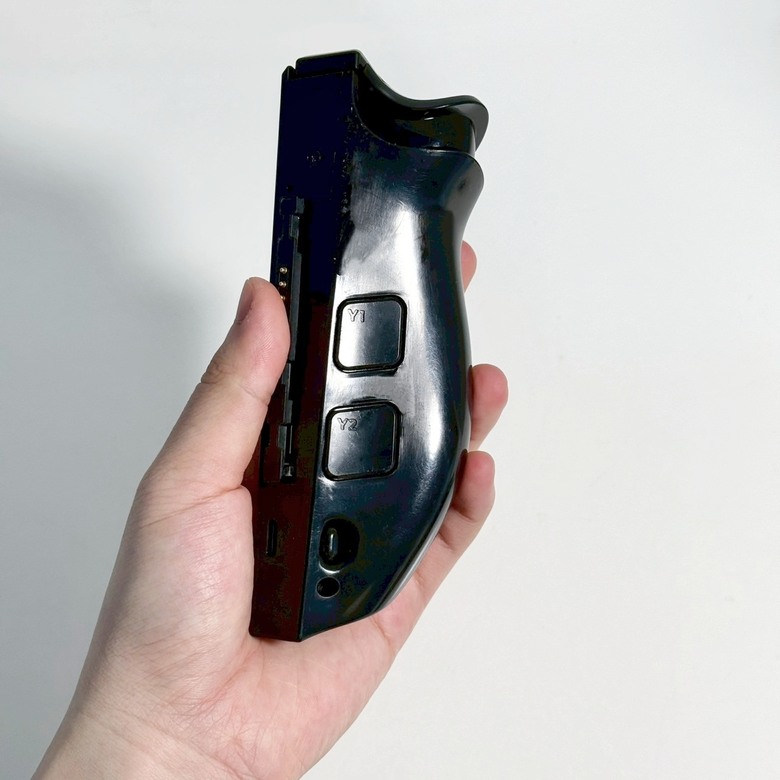 點我看大圖 開箱 預備上市🔥 Lenovo 聯想 2025「Legion go2」Windows掌機🎮(全實拍附開箱影片)