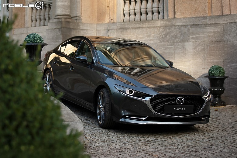 【國內新訊】2026年式Mazda 3、CX-30 加量不加價登場，10.25吋螢幕成全車系標配！