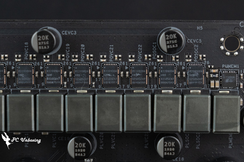DDR5 10800 達成!這才是 AMD 超頻板該有的樣子!!華擎 ASRock X870E Taichi OCF 主機板開箱評測
