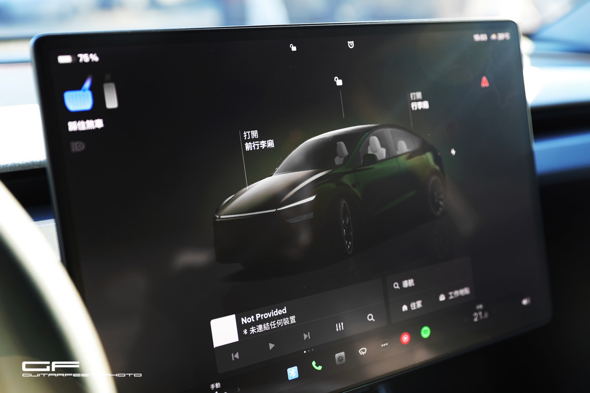 --隨Y而安-- AA號 Tesla Model Y 煥新版 計劃永遠趕不上變化之開箱分享