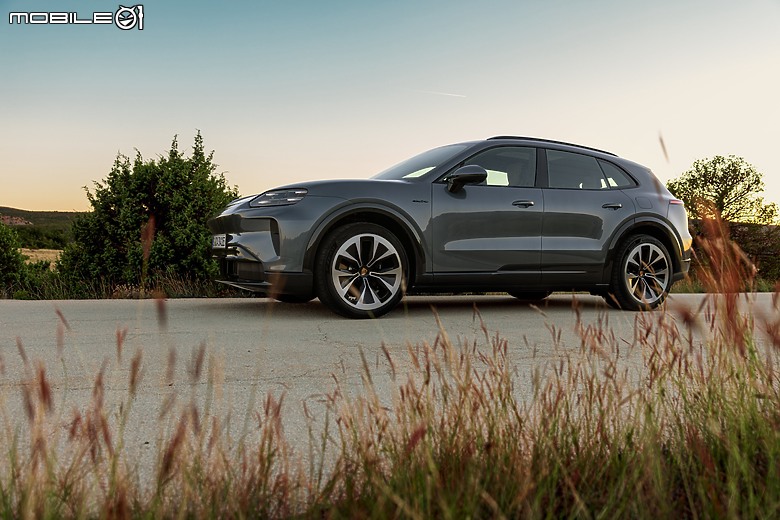 【重點新車】Porsche發表大改款Cayenne Electric，擁千匹馬力、642km續航及390kW快充效率！