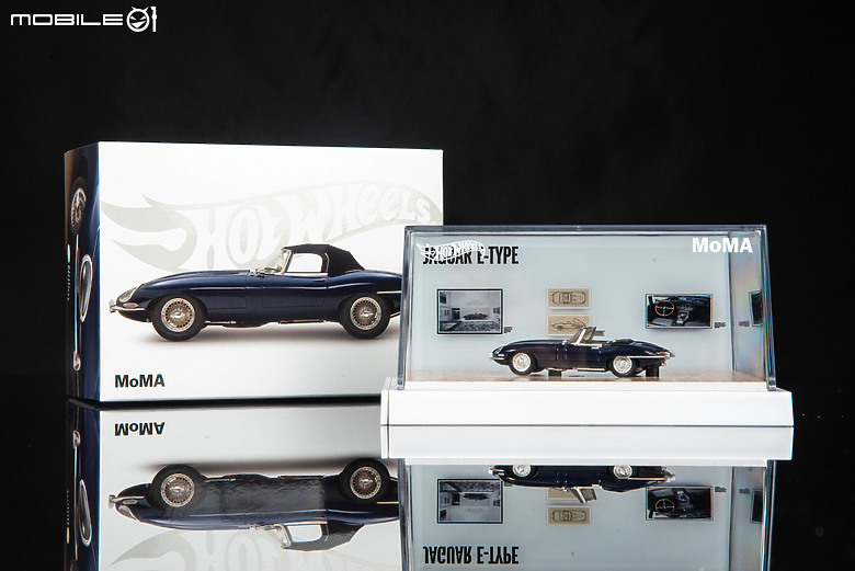【開箱】MoMA x Hot Wheels x Jaguar E-Type三方聯名｜以微縮收藏場景呈現英倫經典跑車！