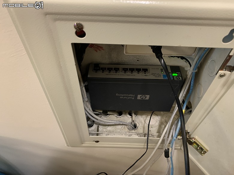 家庭網路成長首部曲：由繁入簡成UniFi x 弱電通（禾順數位科技）（圖多慎入）