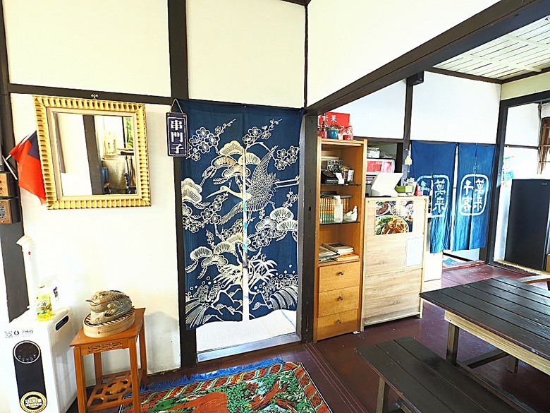 鳳山黃埔新村、衛武迷迷村、黃埔新村、可可米果之饅頭豆腐乳、璞味綿綿冰、外掛平價餐廳醉便宜與雨利廚房— 高雄鳳山眷村與彩繪國宅散策