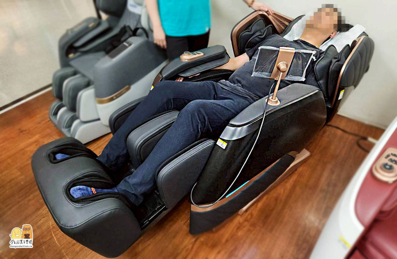 2025年按摩椅評比：OSIM V手天王3、TAKASHIMA 高島雙力士AI智能椅、TOKUYO玩美椅MAX 2，10萬內按摩椅推薦