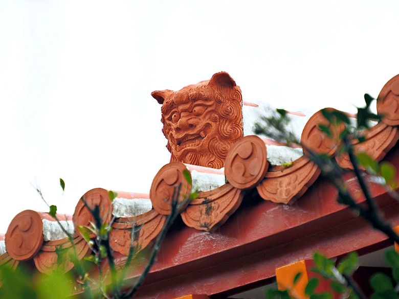 沖繩自助旅行不自駕交通攻略與景點簡述 — 泰越捷VZ568+VZ569、那霸機場入出境、當地GO及Uber、kkday包車接送、沖繩單軌(沖縄都市モノレール)、Air Porter 行李特工(運送) — 2025年教師節連假之日本沖繩不自駕四日之旅 — 「楔子」