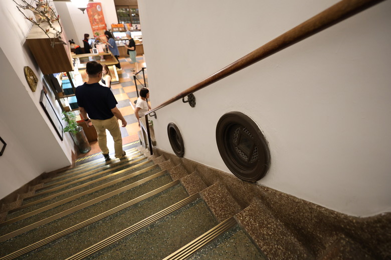 帶著R8的旅行 台南林百貨 再訪神農街