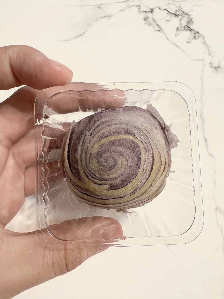 【機場免稅店美食】芋頭控不能錯過的躉泰紫晶酥