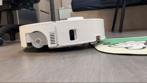 等到差點買別家的石頭活水滾筒掃地機:搖滾巨星Qrevo Curv 2 Flow