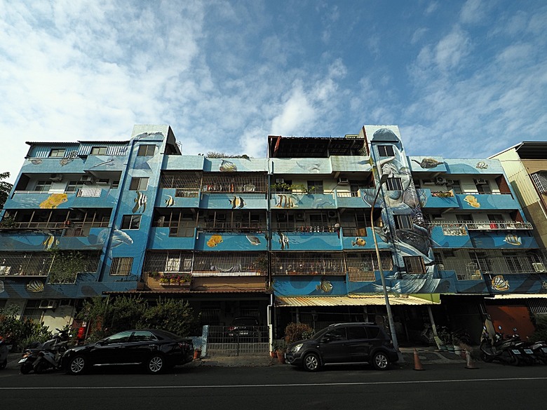 鳳山黃埔新村、衛武迷迷村、黃埔新村、可可米果之饅頭豆腐乳、璞味綿綿冰、外掛平價餐廳醉便宜與雨利廚房— 高雄鳳山眷村與彩繪國宅散策