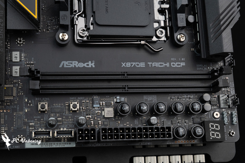 DDR5 10800 達成!這才是 AMD 超頻板該有的樣子!!華擎 ASRock X870E Taichi OCF 主機板開箱評測