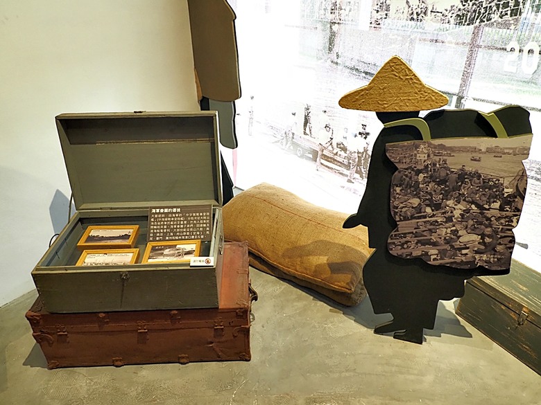 左營 再見捌捌陸-臺灣眷村文化園區、將軍好宅、轉角壹貳壹、西門遺址公園、鳳山縣舊城、蓮池潭、龍虎塔、春秋閣 — 高雄左營眷村與鳳山縣舊城懷舊之旅