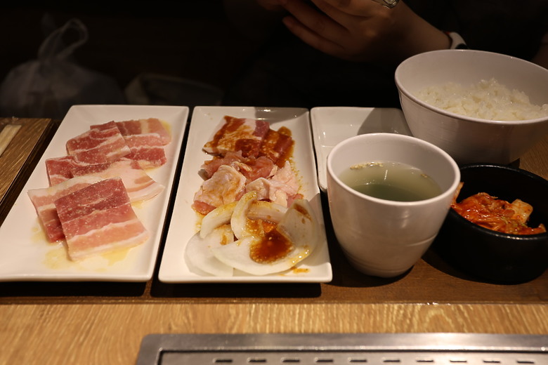 西九州自由行--下集(火車篇:長崎稻佐山夜景/豪斯登堡樂園/福岡市區逛街美食)