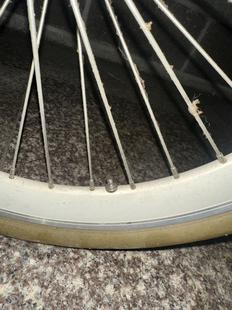 這種特殊輪胎怎麼充氣？