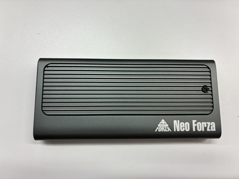 【小宅開箱】Mac全功能遊戲中樞！Neo Forza OStation Hub 多合一Hub開箱