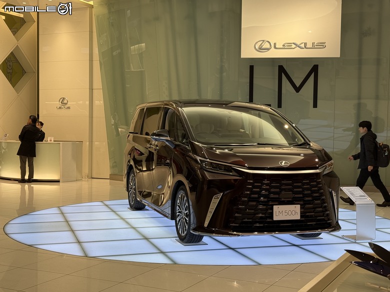 Toyota 皇冠跑旅 Crown Sport 賞車心得