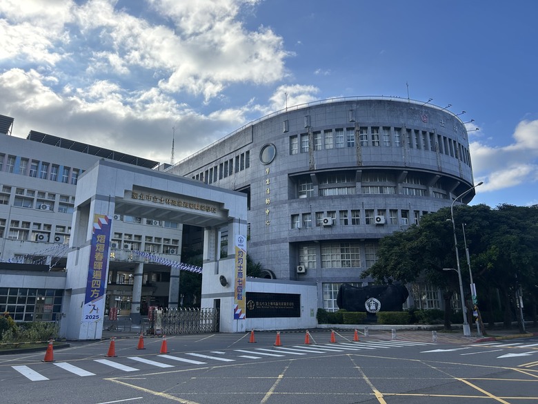 【小惡魔驫到成功】騎 單 車 遊 台 北 ( 士 林 ) 下 集