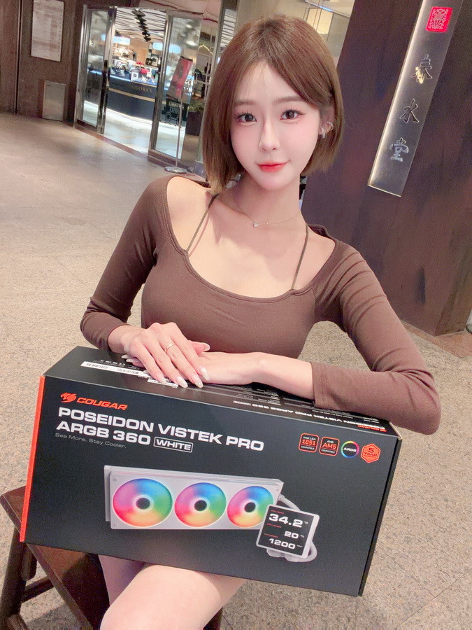 COUGAR POSEIDON VISTEK PRO ARGB 360 白色 - 自定義大螢幕 一體式水冷