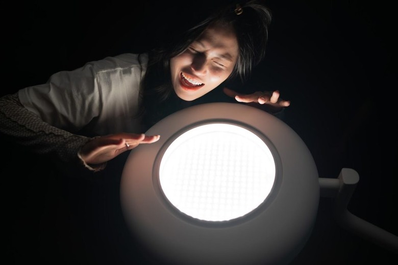 全台最詳細 BenQ MindDuo Max 護眼大立燈開箱實測 這不就來了嗎