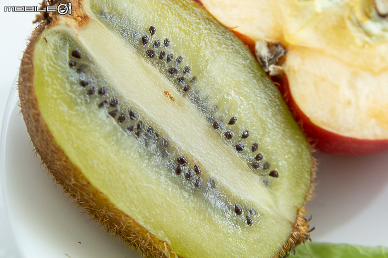 Hitachi R-TSF62WJ 日製冰箱｜獨家白金真空睡眠冰溫室，減緩氧化長保食材新鮮美味！