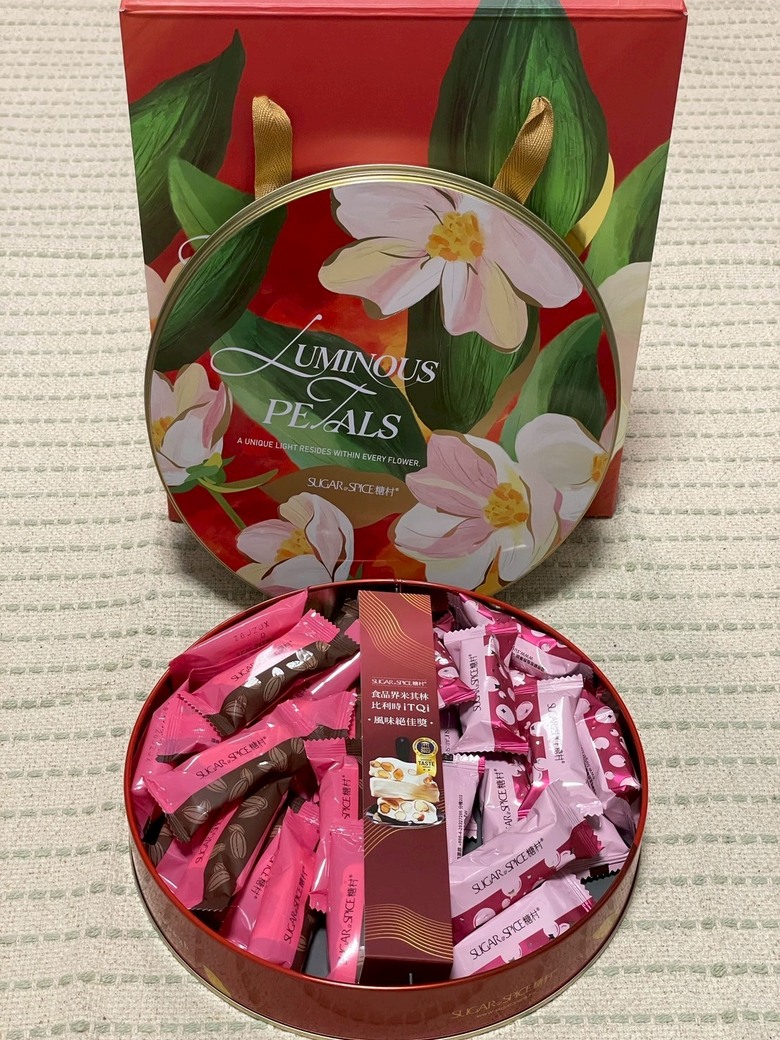 分享糖村的春節禮盒,大人小孩都愛吃