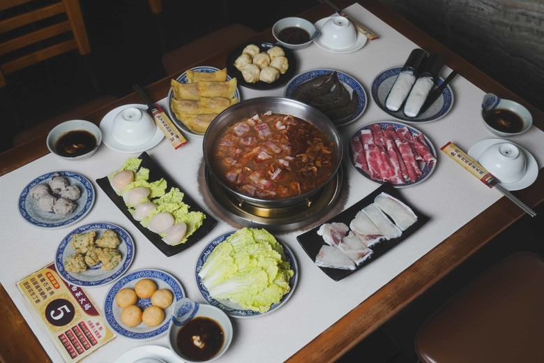 【台南酸白菜火鍋推薦】隱藏版麻辣酸白菜火鍋｜老師傅純手工酸白菜 ｜純手工酸白菜 × 手炒麻辣底｜東北酸白菜火鍋 安平店