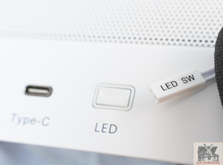 點我看大圖 全曲玻璃,全景感受 darkFlash大飛DS900G