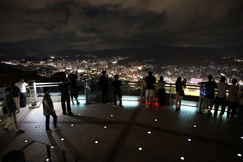 西九州自由行--下集(火車篇:長崎稻佐山夜景/豪斯登堡樂園/福岡市區逛街美食)