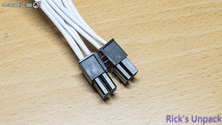 【開箱】白色側出電源 | CORSAIR RM1000x SHIFT WHITE