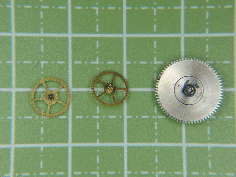 自娛玩修錶 - 原點(之三): 老東方"Calendar Auto Orient" 17 Jewels自動錶 (cal. 670)