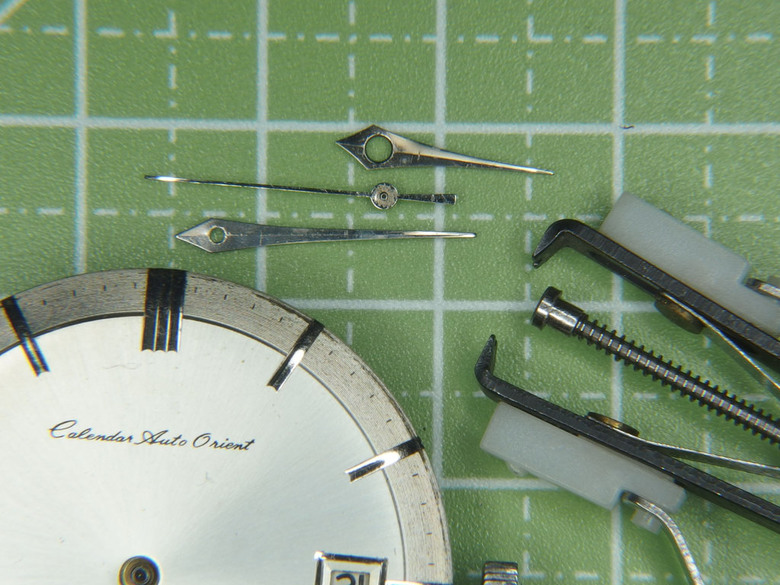 自娛玩修錶 - 原點(之三): 老東方"Calendar Auto Orient" 17 Jewels自動錶 (cal. 670)