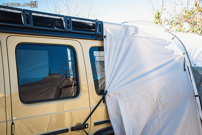 駕著Mercedes-Benz G 450 d來趟露營體驗，在城市與山林間恣意轉換的生活態度！