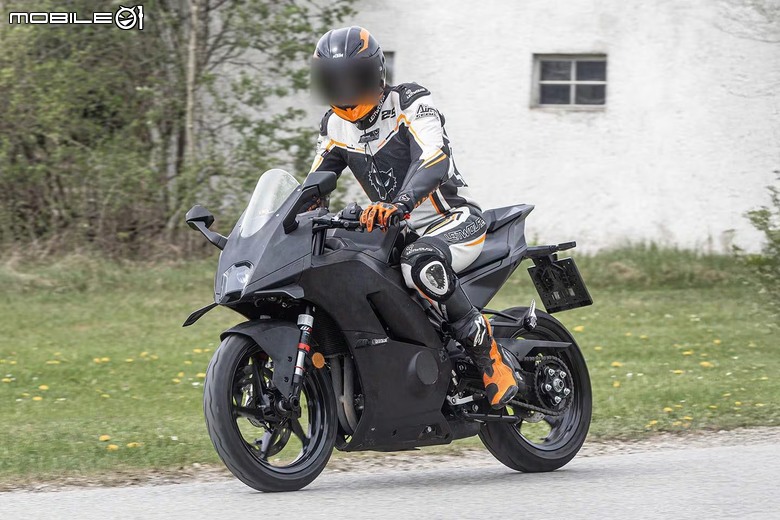 點我看大圖 RC 390將轉為印度市場機種!入門跑車地位可能被RC 450取代