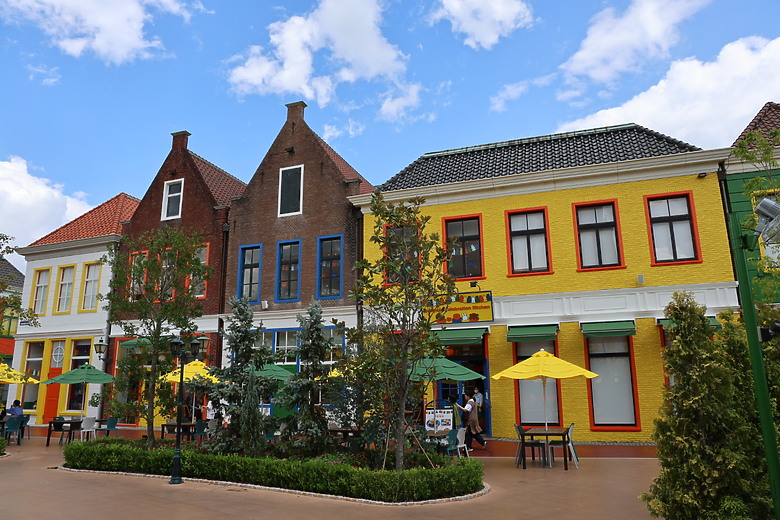西九州自由行--下集(火車篇:長崎稻佐山夜景/豪斯登堡樂園/福岡市區逛街美食)