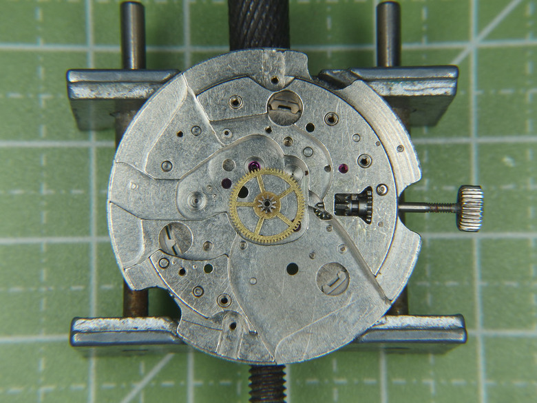 自娛玩修錶 - 原點(之三): 老東方"Calendar Auto Orient" 17 Jewels自動錶 (cal. 670)