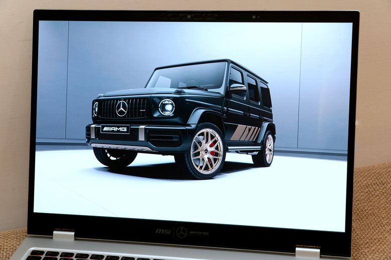 純粹的紀念 MSI Prestige 16 AI+ MercedesAMG聯名版