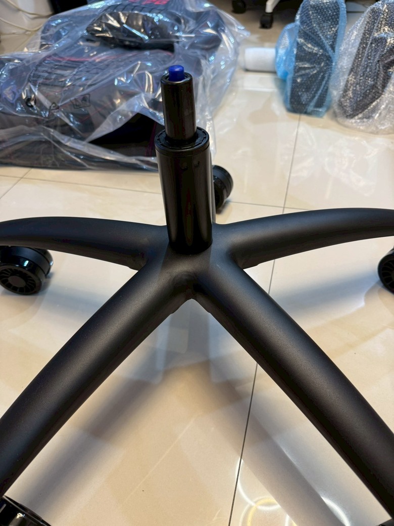 XPG NEXUS PLUS 電競椅簡易開箱