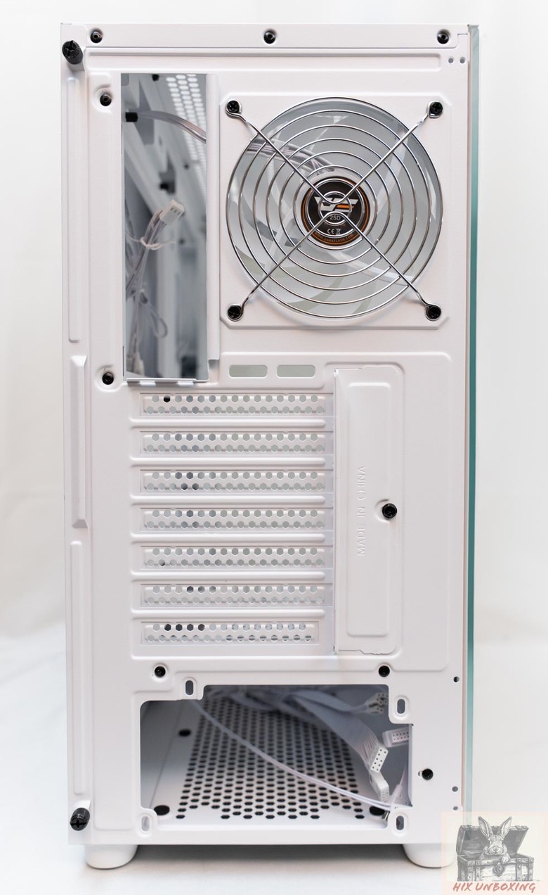 點我看大圖 全曲玻璃,全景感受 darkFlash大飛DS900G