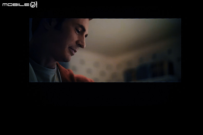 RockTek PJ400 LED 智慧投影機｜挑戰萬元內最完整的智慧投影體驗