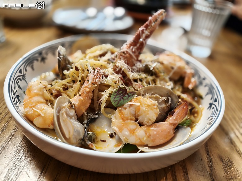 OPPO Reno15 Pro Max 體驗｜2 億畫素主鏡頭加持，實況照片玩法再升級！