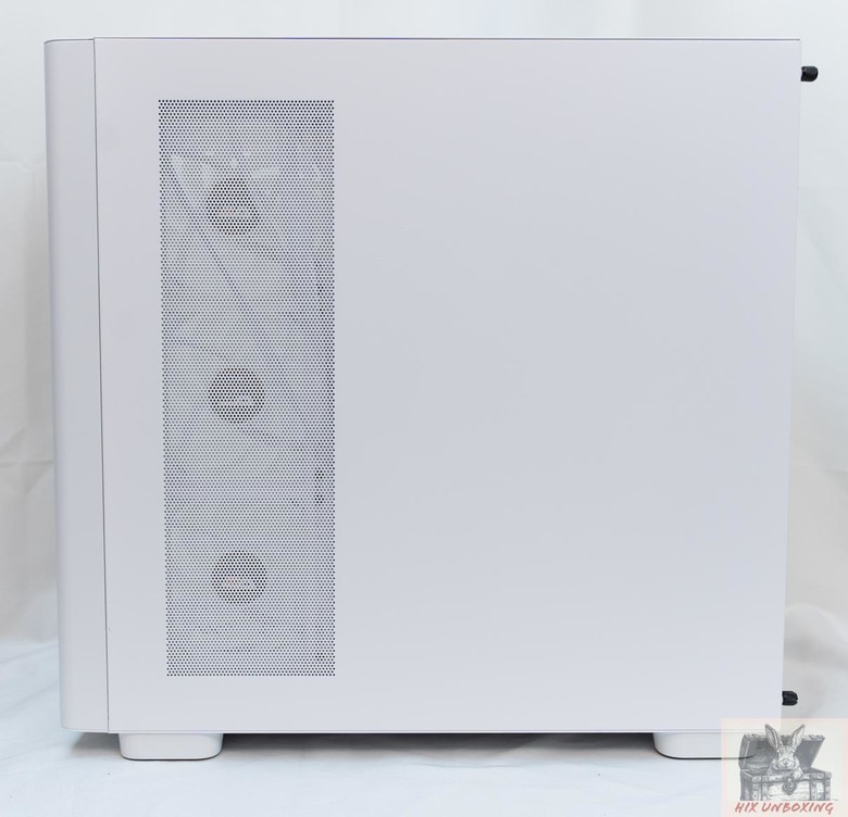 點我看大圖 全曲玻璃,全景感受 darkFlash大飛DS900G