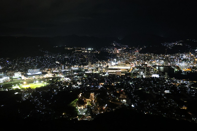 西九州自由行--下集(火車篇:長崎稻佐山夜景/豪斯登堡樂園/福岡市區逛街美食)