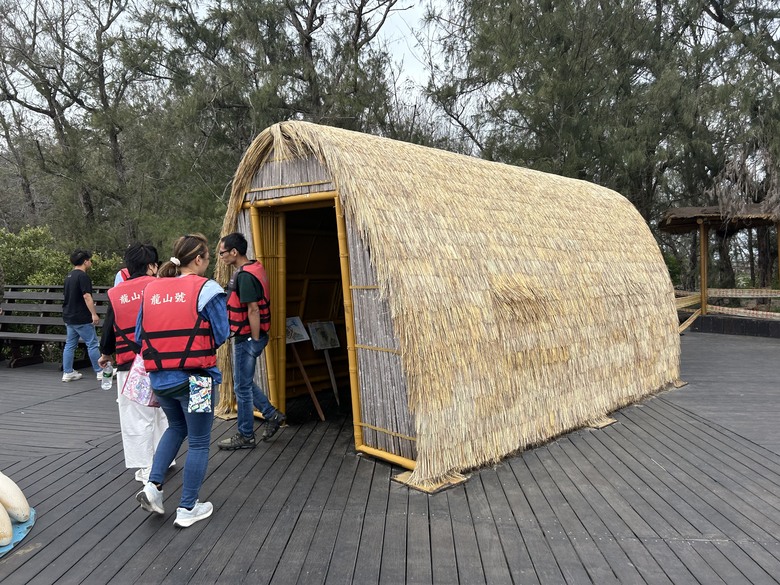 騎 向 台 灣 最 西 極 - 國 聖 燈 塔