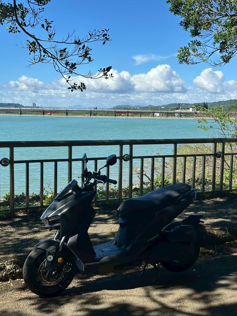騎車開車跑山樂趣大不同