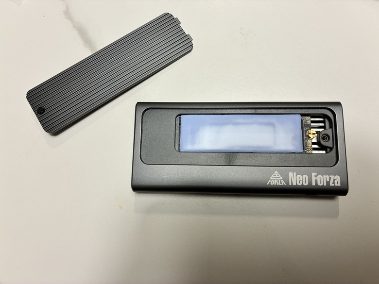 【小宅開箱】Mac全功能遊戲中樞！Neo Forza OStation Hub 多合一Hub開箱