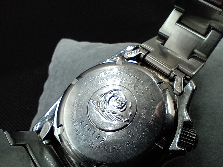 [分享]Seiko 精工 8F35 SBCM023 萬年曆/潛水錶 它今年18歲了