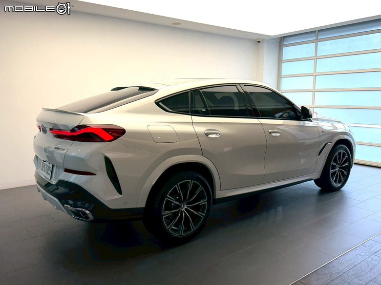 忍不住了~~X6交車囉!!